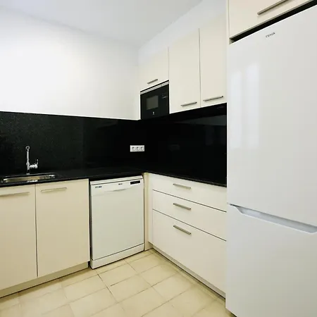 Mundet 2 Baix Terrassa Costabravasi Apartment *